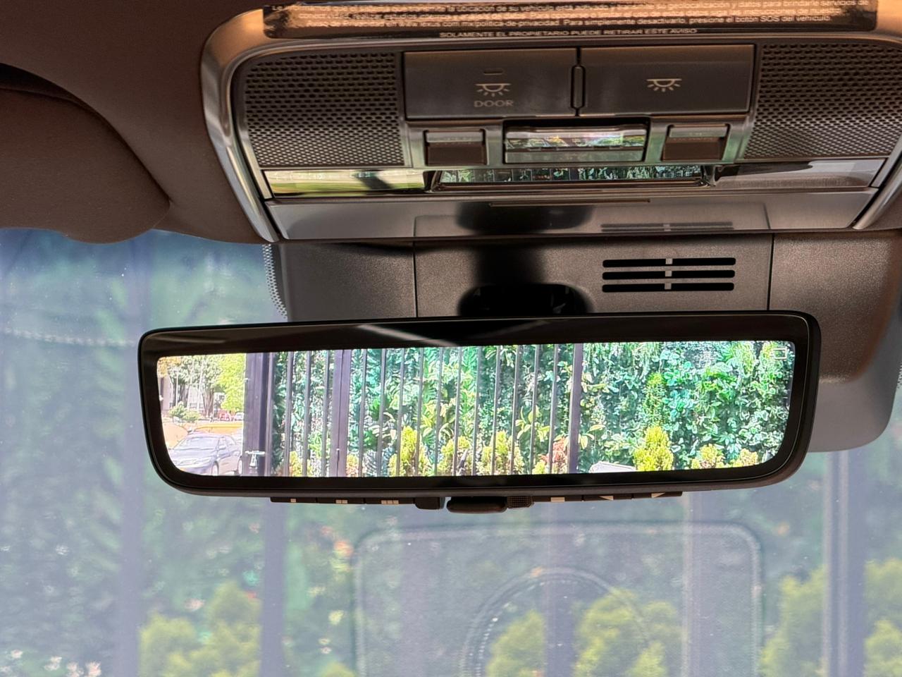 Lexus LX 700h Hybrid 2025 - Image 14